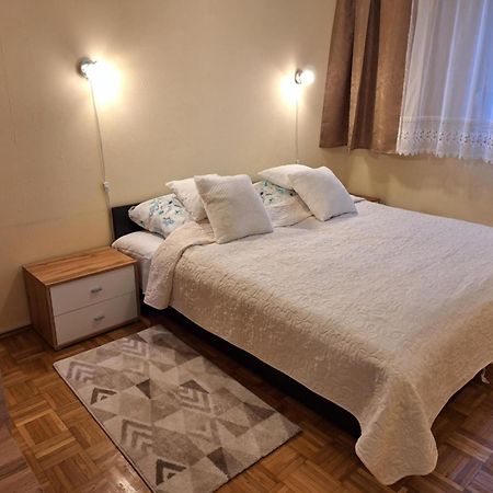 Gvadanyi Rezidencia Apartment Budapest Ngoại thất bức ảnh